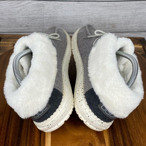 Hey Dude Women’s Britt Grey Faux Fur Slip On Shoe Bootie Sneaker Size 9 - Picture 9 of 12